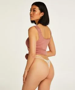 Hoch Ausgeschnittener String Lyla - Weiß -Strings & Boxerstrings Shop 199558 4