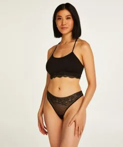 Invisible String Allover Lace - Schwarz